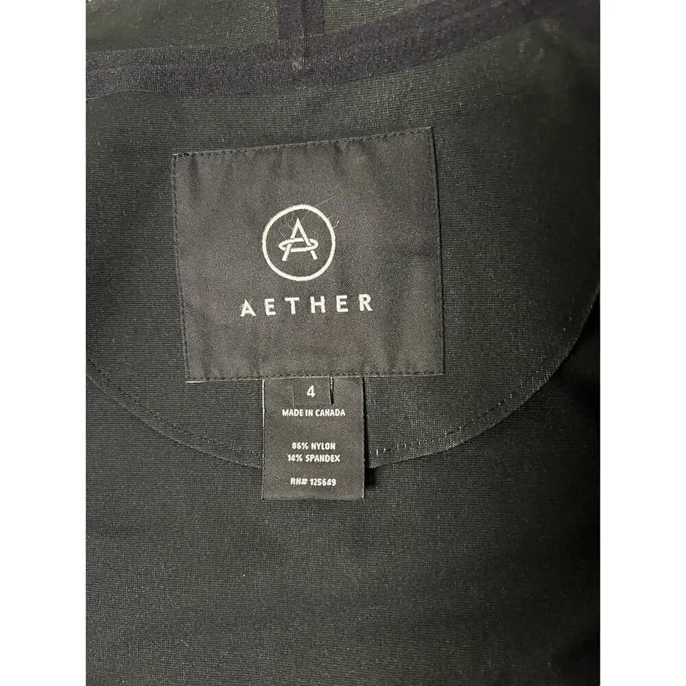 AETHER BLACK JACKET WOMEN’S SIZE 4